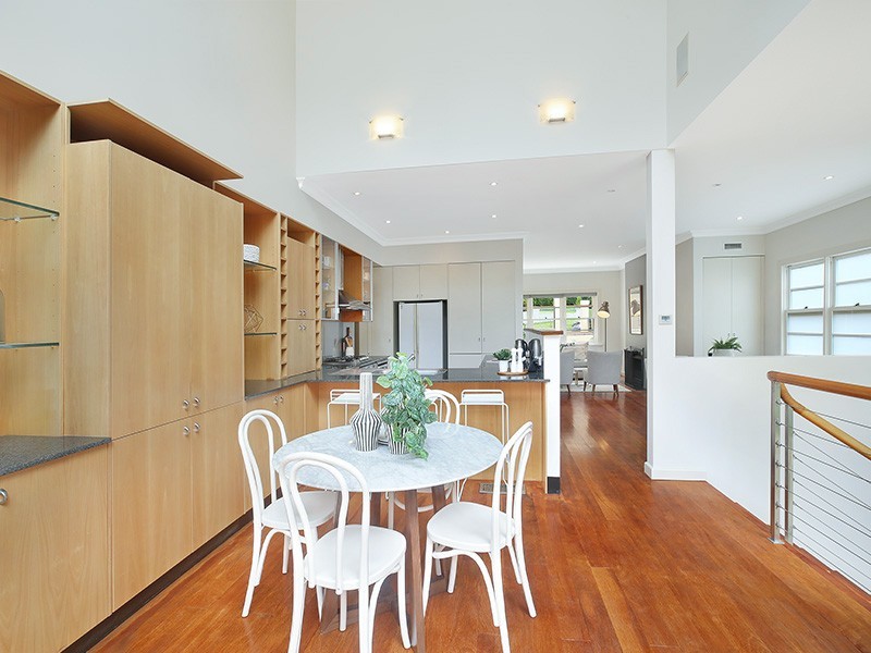 5 Rothwell Crescent, Lane Cove NSW 2066