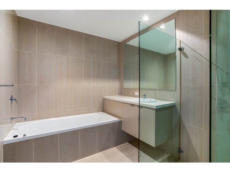 15/2 Bay Drive, Meadowbank NSW 2114