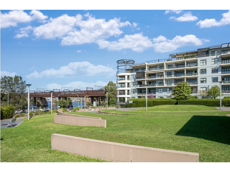 15/2 Bay Drive, Meadowbank NSW 2114