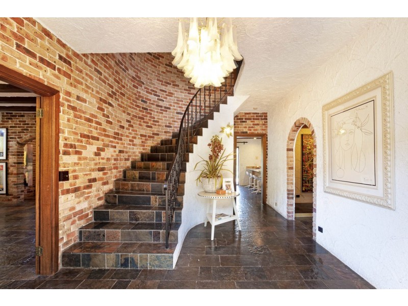 60 Dorset Drive, St Ives NSW 2075