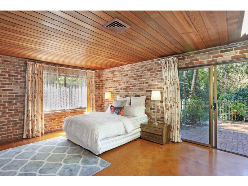 60 Dorset Drive, St Ives NSW 2075