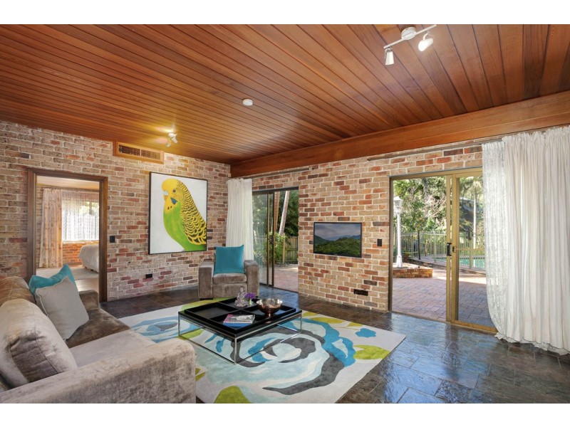 60 Dorset Drive, St Ives NSW 2075