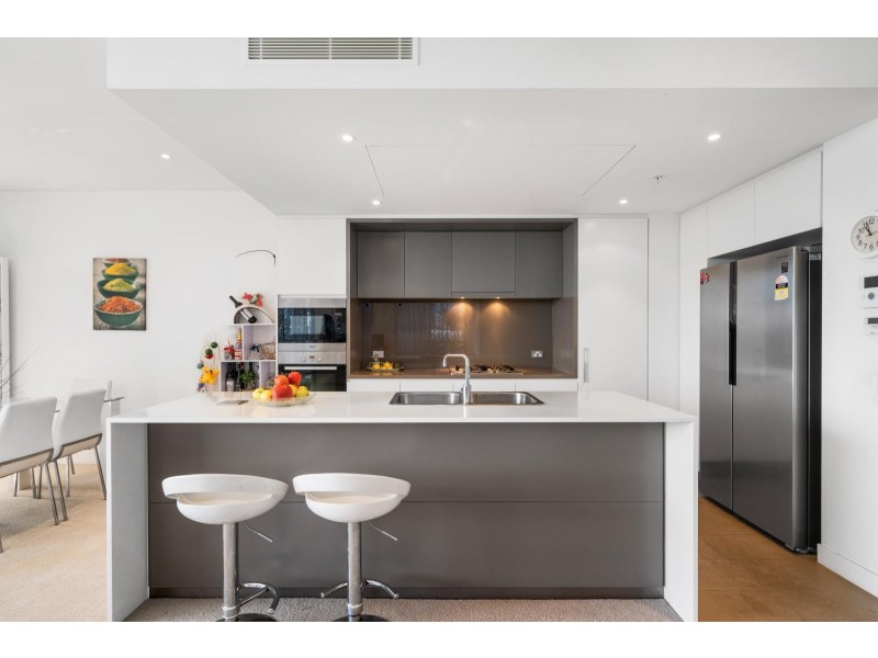 2201/7 Railway Street, Chatswood NSW 2067