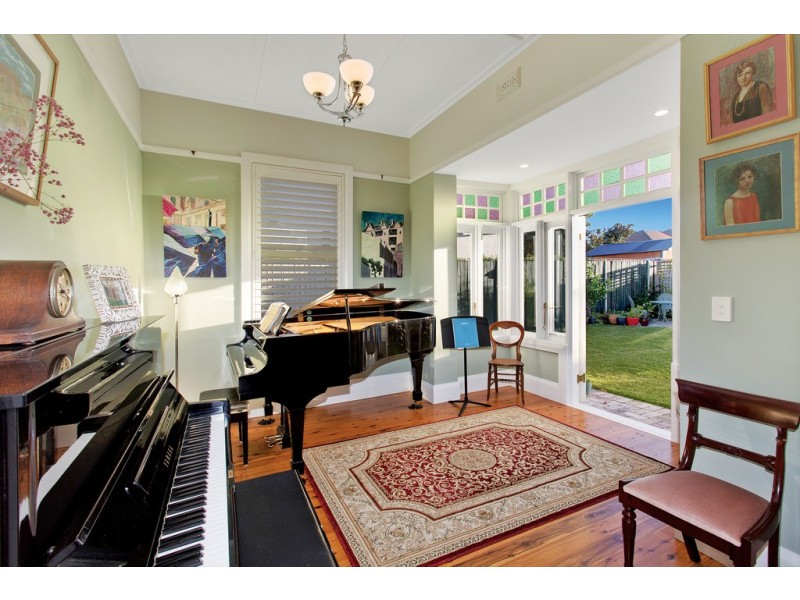 8 Wallace Street, Willoughby NSW 2068