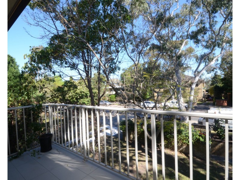 32/105 Burns Bay Road, Lane Cove NSW 2066