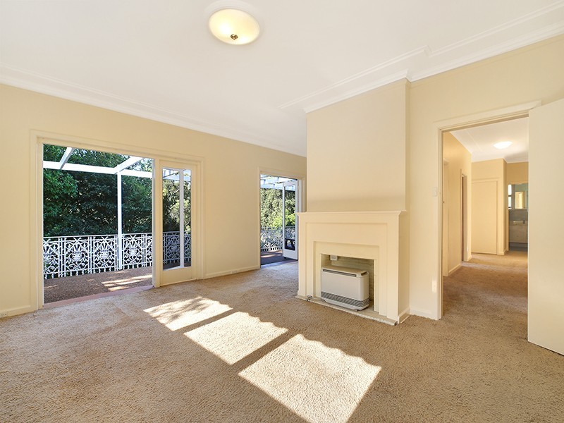 15 Colwell Crescent, Chatswood NSW 2067
