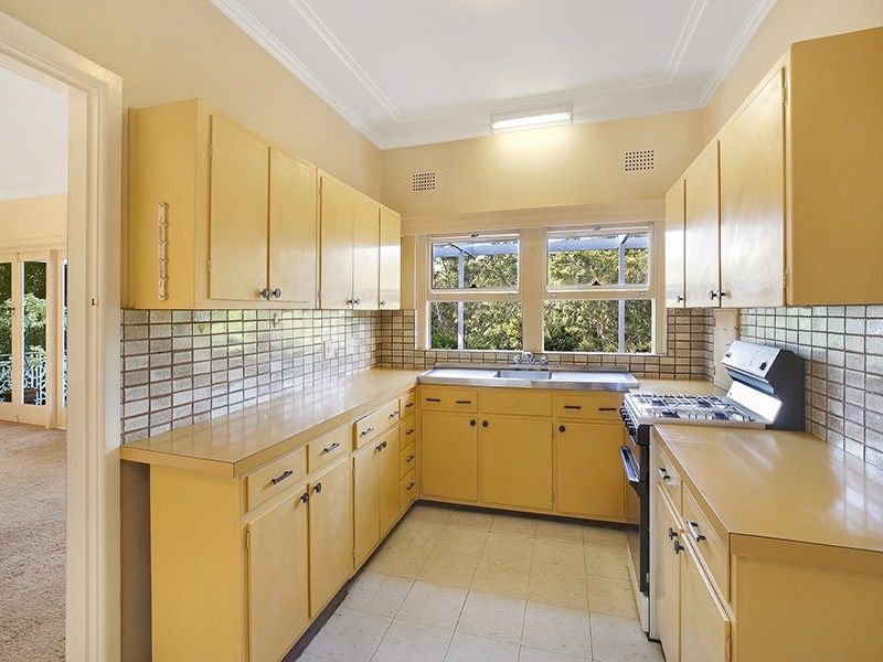 15 Colwell Crescent, Chatswood NSW 2067