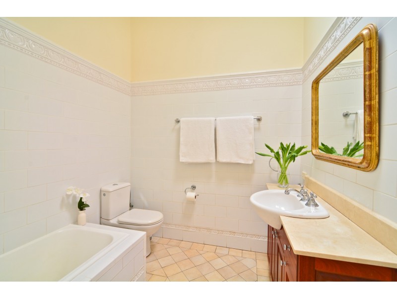 4 Anglo Street, Chatswood NSW 2067