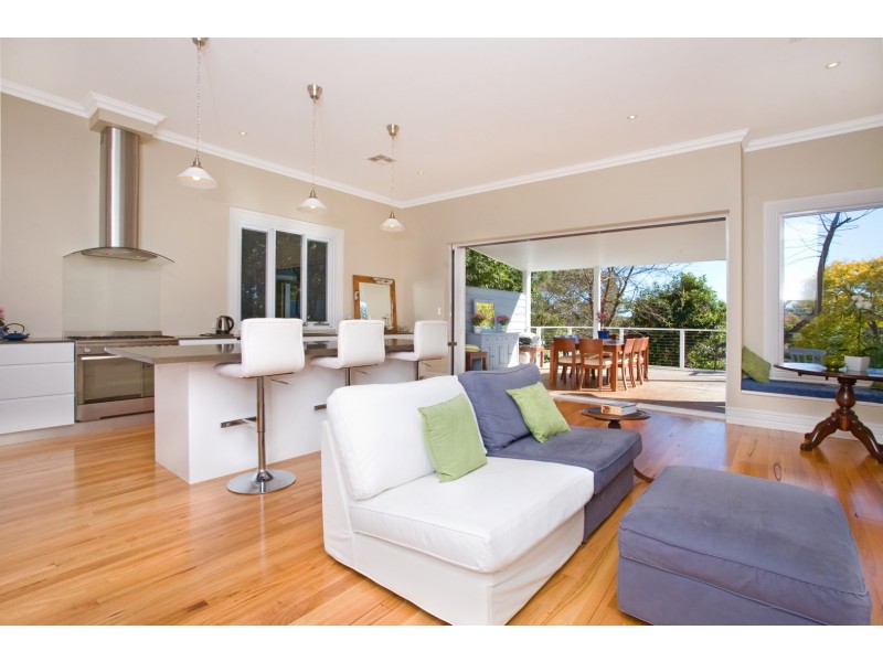 17 Centennial Avenue, Chatswood NSW 2067