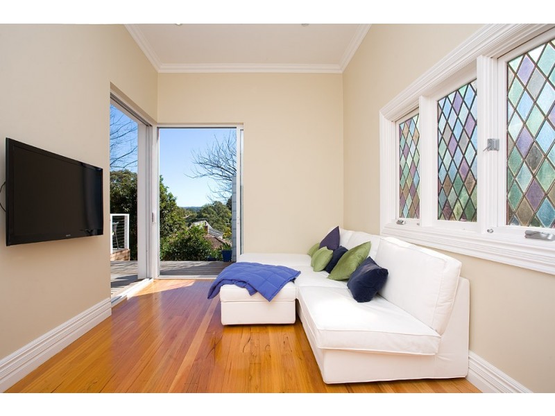 17 Centennial Avenue, Chatswood NSW 2067