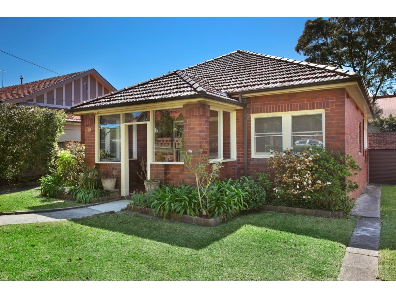 35 Robert Street, Willoughby NSW 2068