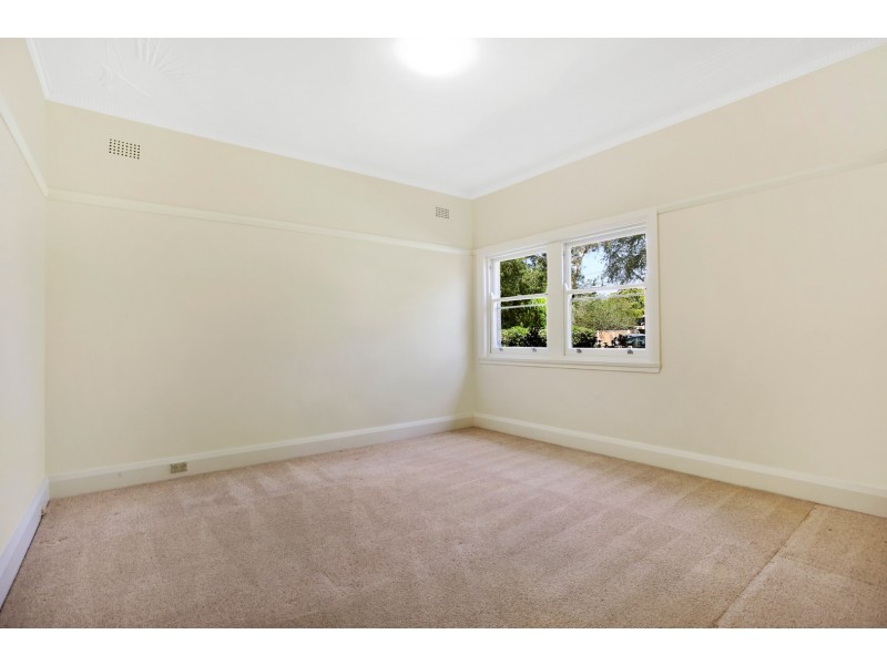 35 Robert Street, Willoughby NSW 2068