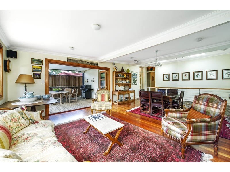 12 Merrenburn Avenue, Naremburn NSW 2065