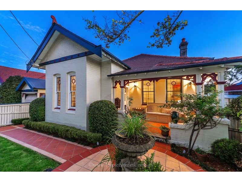 12 Merrenburn Avenue, Naremburn NSW 2065