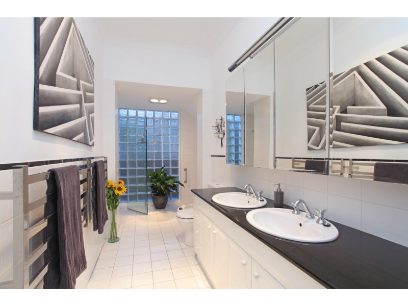 38 Glover Street, Willoughby NSW 2068