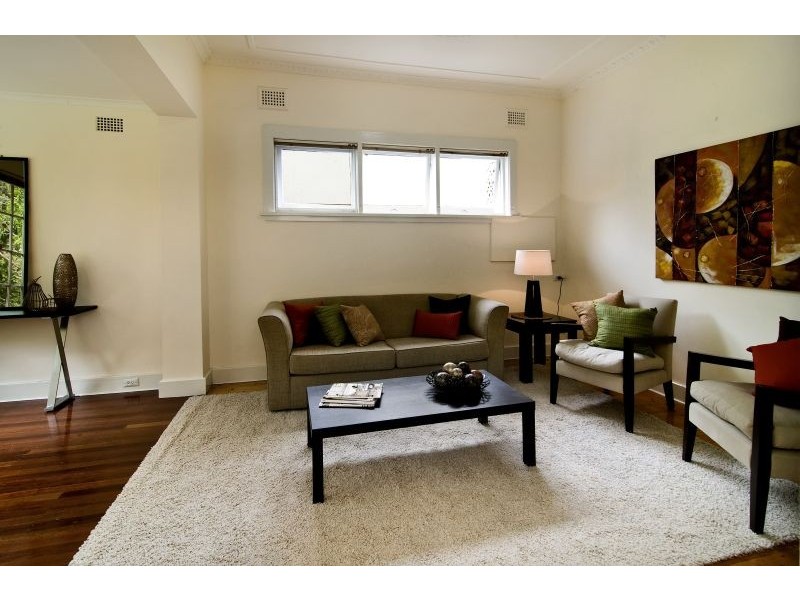 18 Warrane Road, Willoughby NSW 2068