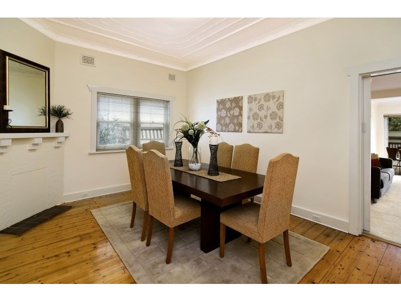 18 Warrane Road, Willoughby NSW 2068