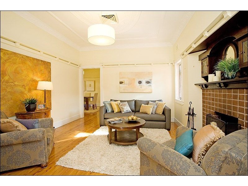 8 Hollywood Crescent, Willoughby NSW 2068