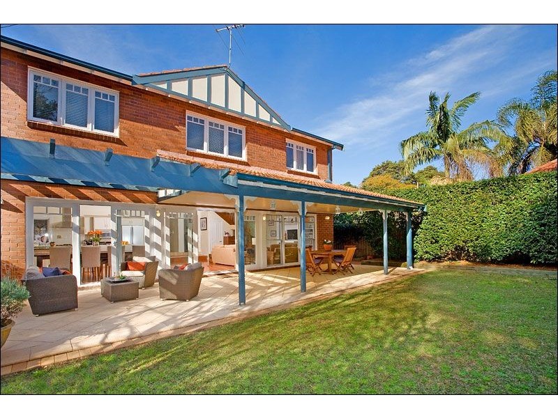 8 Hollywood Crescent, Willoughby NSW 2068