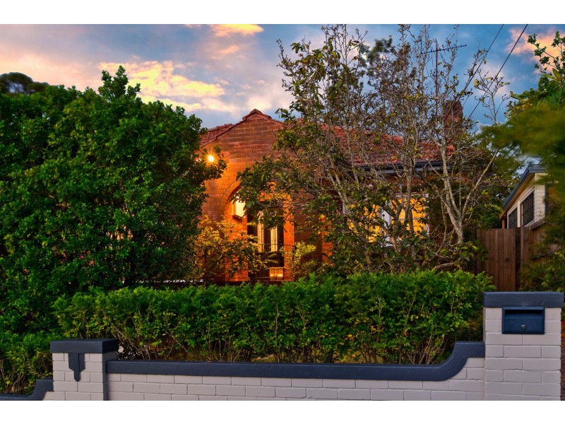 23 Douglas Avenue, Chatswood NSW 2067