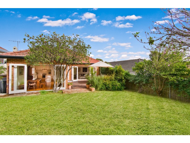 23 Douglas Avenue, Chatswood NSW 2067