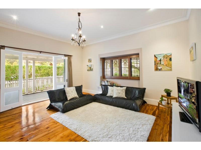 1 Paradise Avenue, Roseville NSW 2069