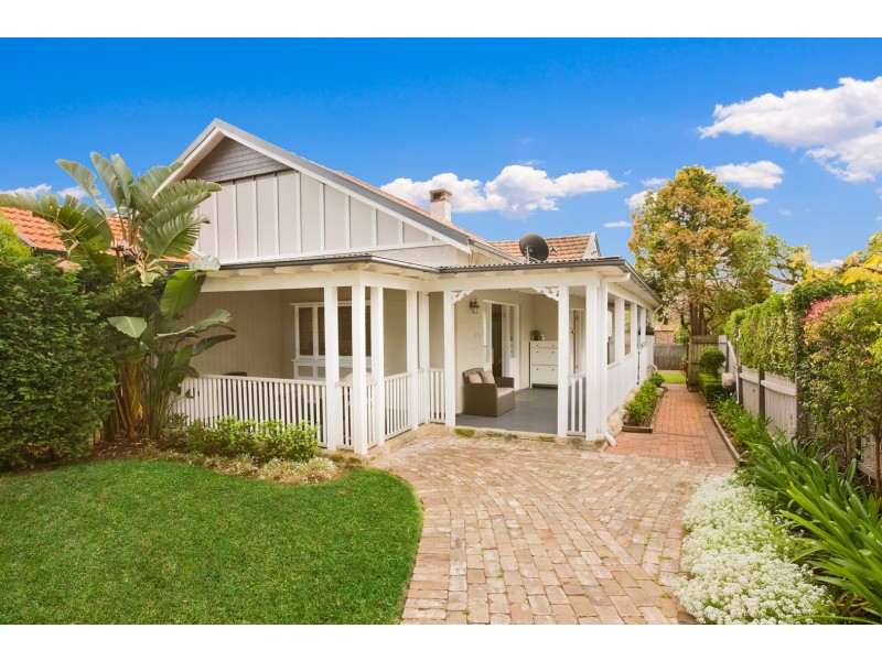 1 Paradise Avenue, Roseville NSW 2069