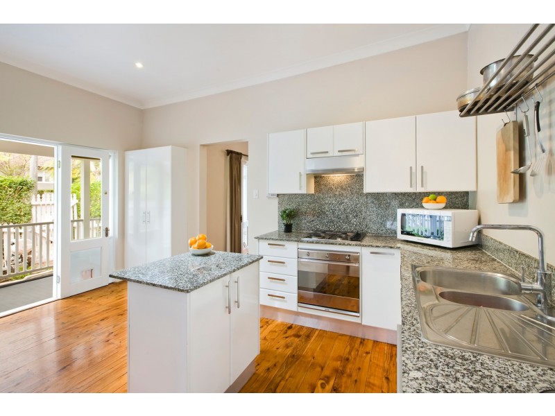 1 Paradise Avenue, Roseville NSW 2069