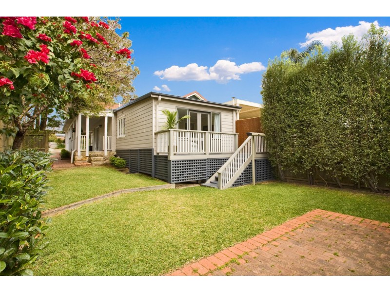 1 Paradise Avenue, Roseville NSW 2069