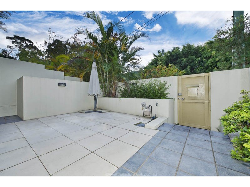 1/2 Armstrong Street, Willoughby NSW 2068