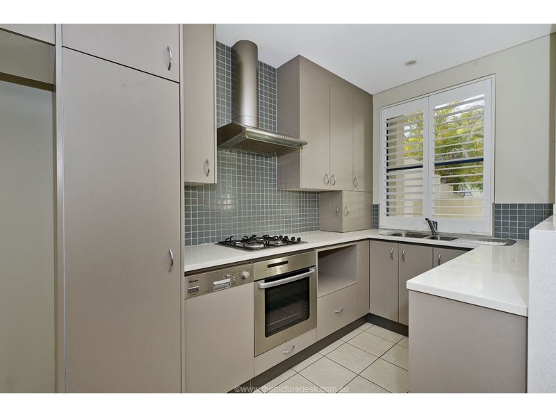 1/2 Armstrong Street, Willoughby NSW 2068