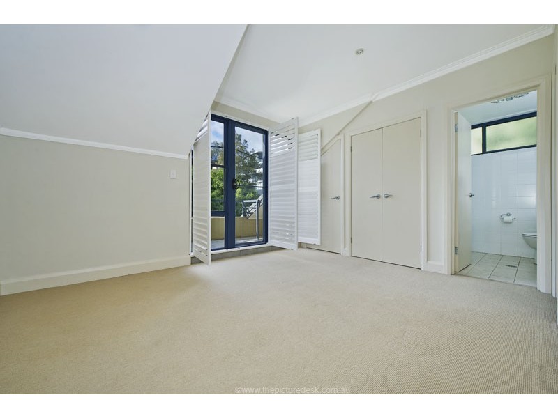 1/2 Armstrong Street, Willoughby NSW 2068