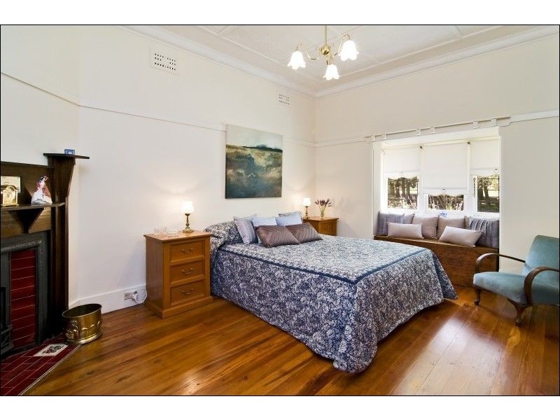 24 Warrane Road, Willoughby NSW 2068