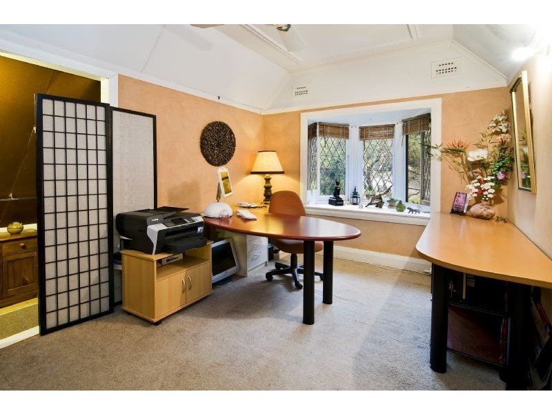 13 De Villiers Avenue, Chatswood NSW 2067