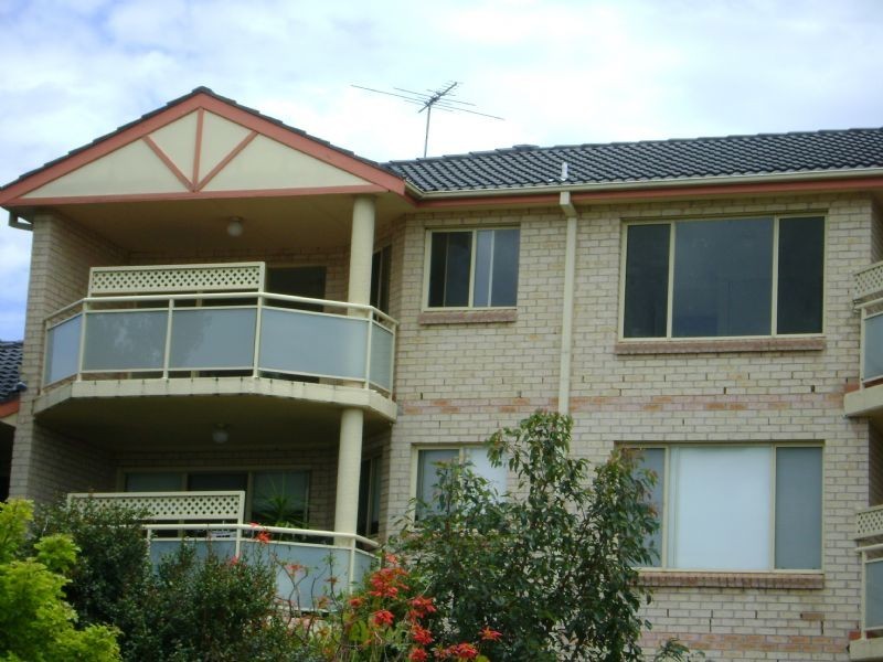 1/26 Hillview Street, Roselands NSW 2196