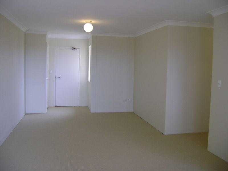 1/26 Hillview Street, Roselands NSW 2196