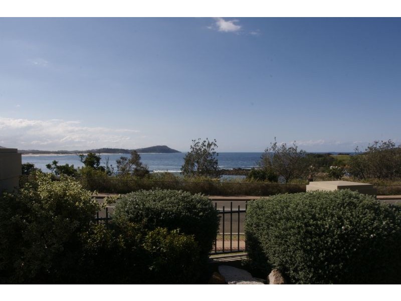 2/8 Terrigal Esplanade, Terrigal NSW 2260