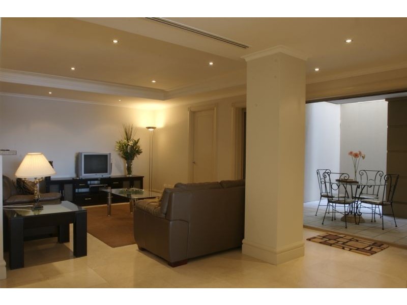 2/8 Terrigal Esplanade, Terrigal NSW 2260