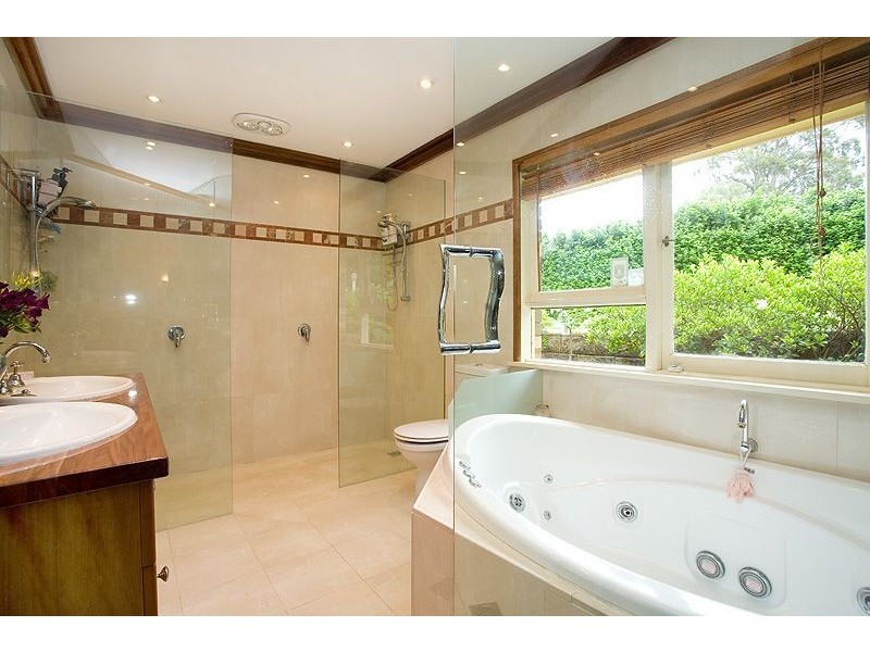 1 Cotentin Road, Belrose NSW 2085