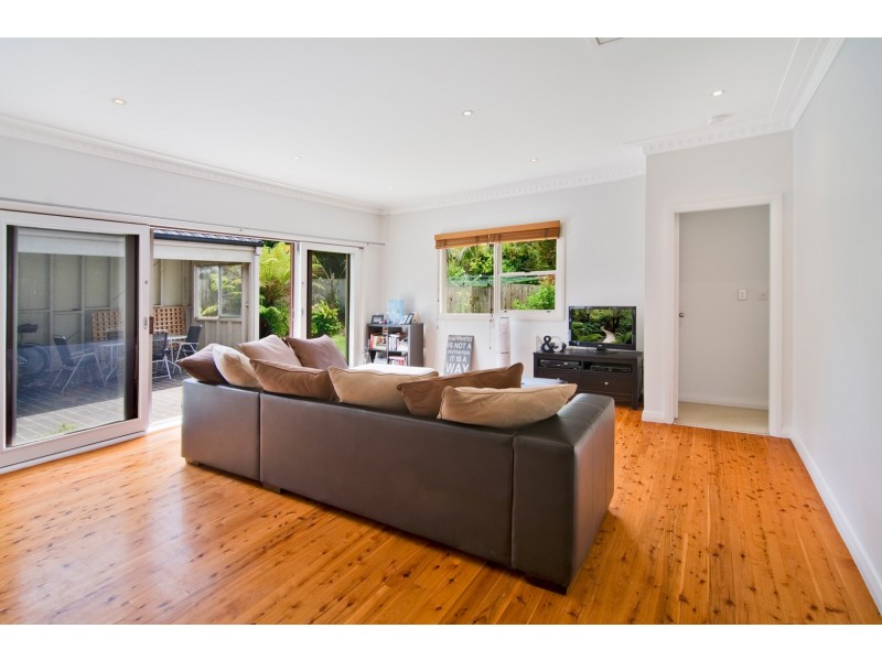 155 Eastern Valley Way, Castlecrag NSW 2068