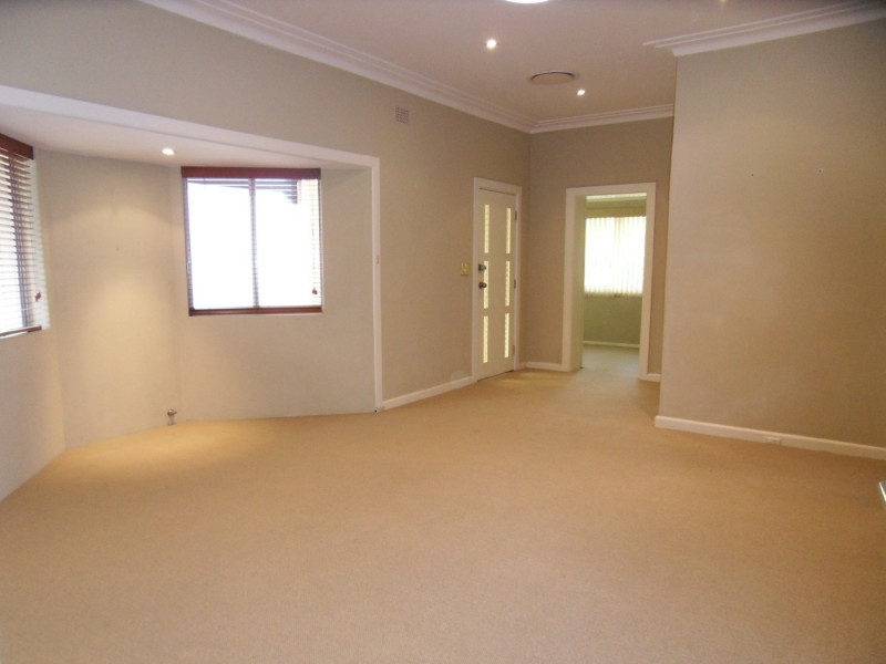 20 Windsor Road, Willoughby NSW 2068