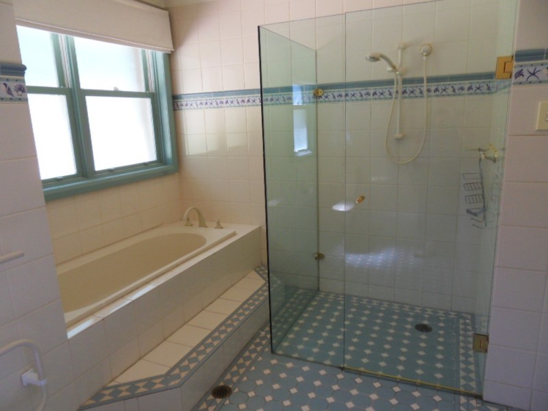 7 Morotai Crescent, Castlecrag NSW 2068