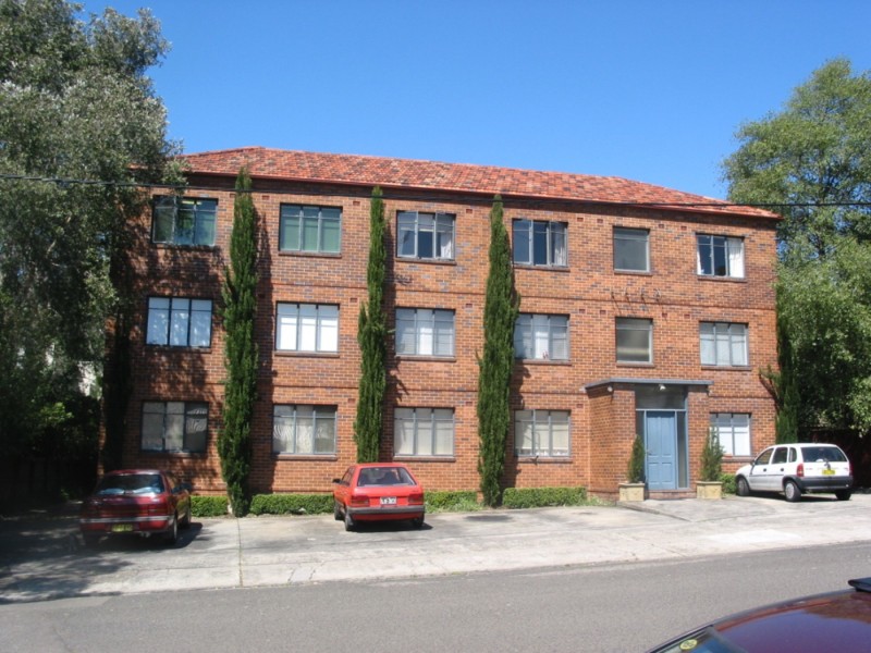 2/15 Rosalind Street, Cammeray NSW 2062