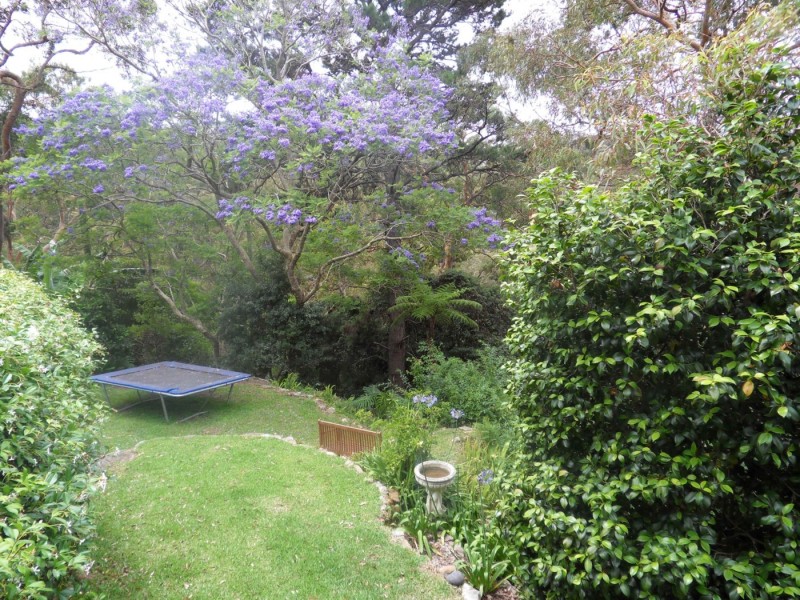 100 Sugarloaf Crescent, Castlecrag NSW 2068