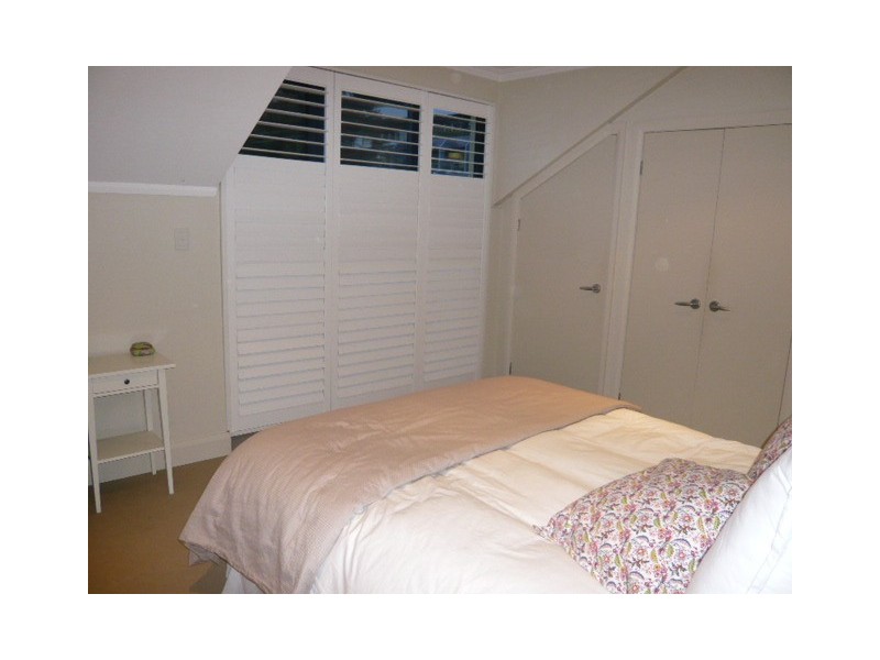 1/2  Armstrong Street, Willoughby NSW 2068