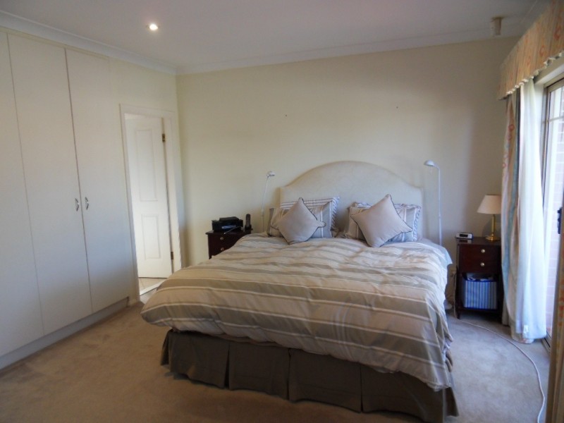 7 Sailors Bay Road, Willoughby NSW 2068