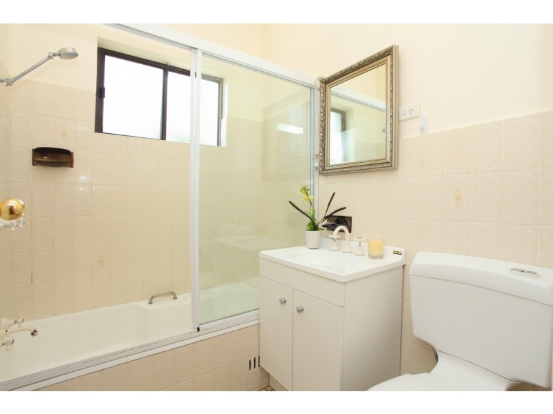 16 Glover Street, Willoughby NSW 2068