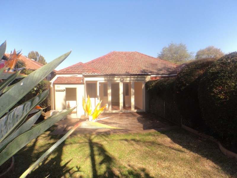 21 Robert Street, Willoughby NSW 2068
