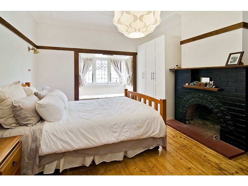 37 Centennial Ave, Chatswood NSW 2067