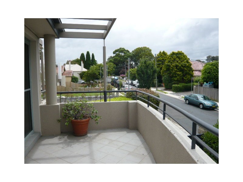 8/216 Penshurst Street, Willoughby NSW 2068